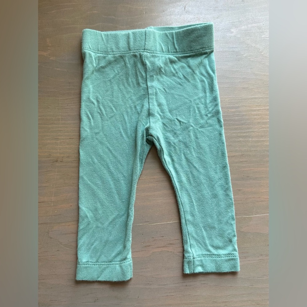 🦋Kate Quinn Baby Leggings